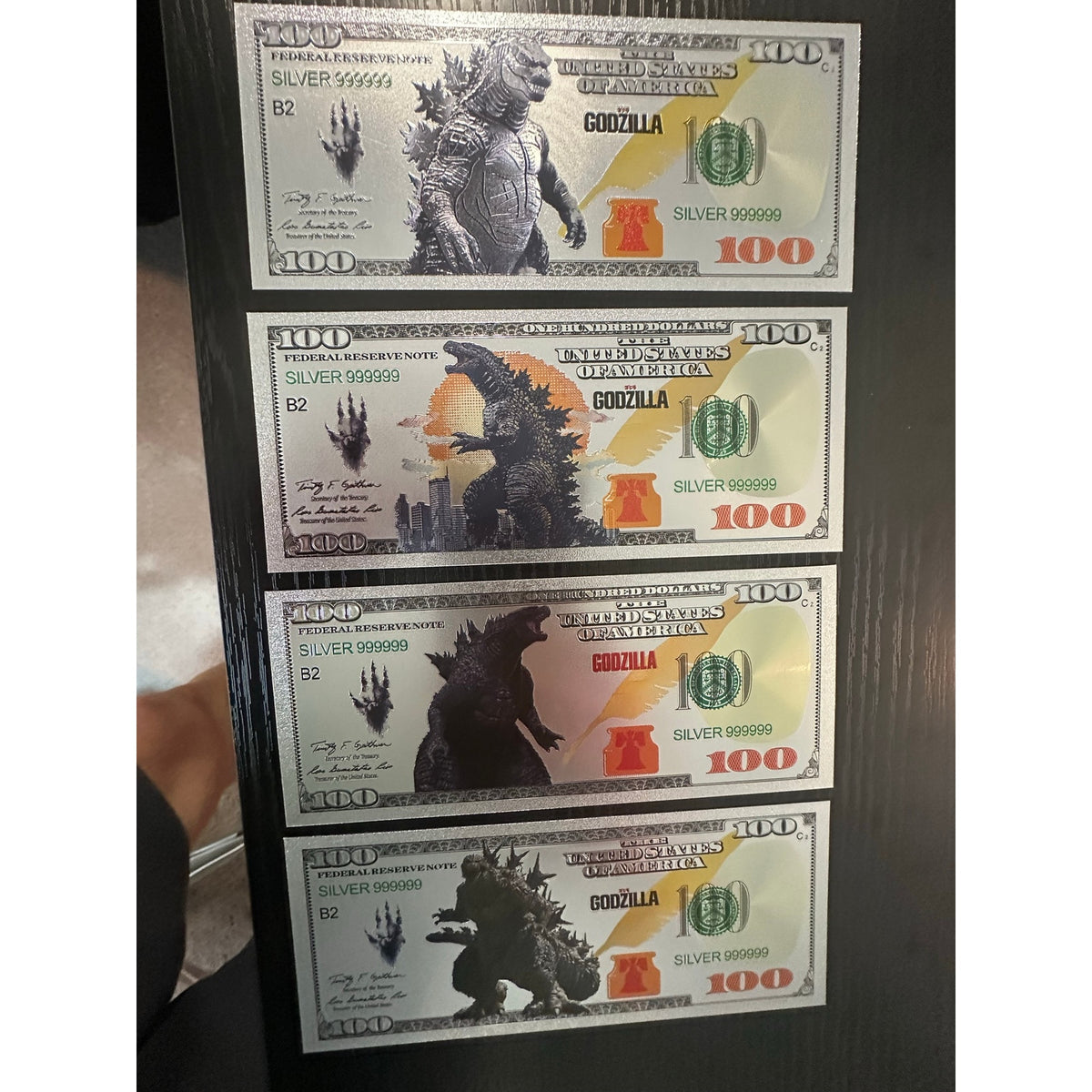Godzilla 4 Piece Silver Foil Novelty Note Set Monster Movie Collectibles