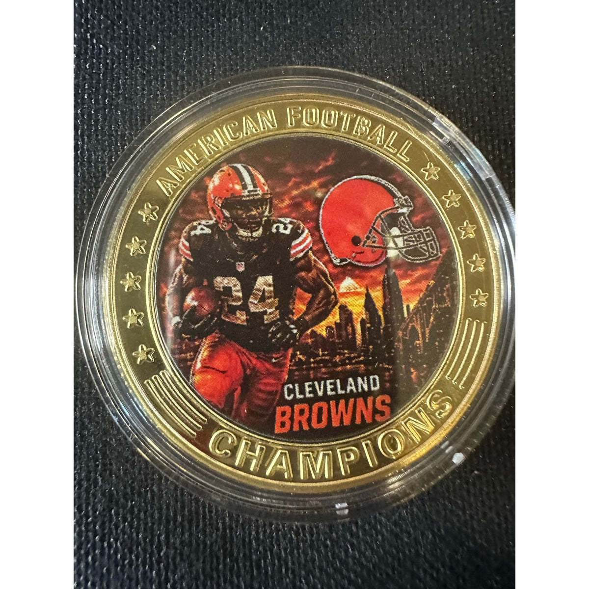 Cleveland Browns 1 oz Collectible Coin Football Helmet NFL Fan Collectible